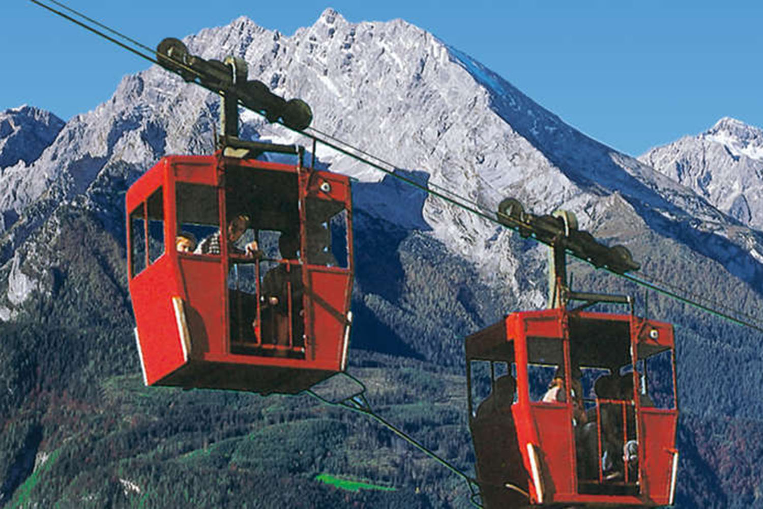 Die Historische Obersalzbergbahn in 2 Gondeln