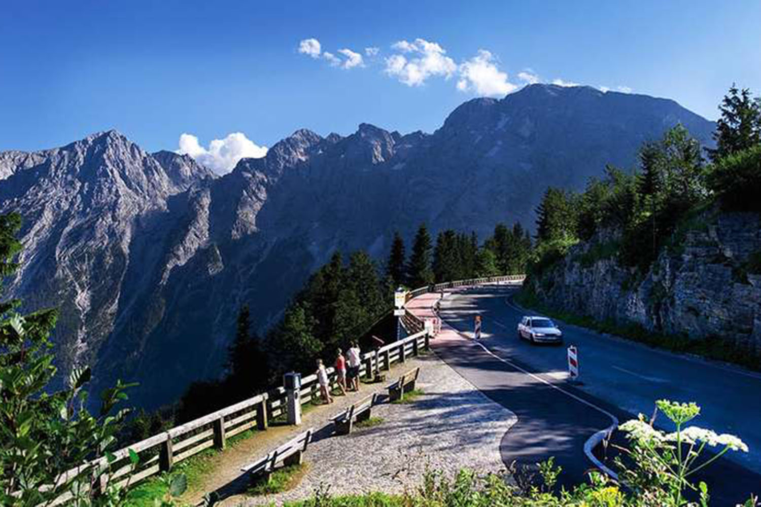 Blick von der Roßfeldpanoramastraße Richtung Hoher Göll